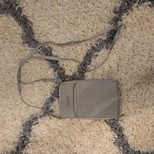 Cellphone crossbody